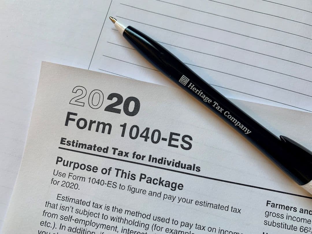 Cover Image for The Essential Guide to Part 11 Electronic Signature Requirements